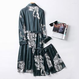 Men's Sleepwear Luxury Two-Pieces Arrival Bath Robe Robes Loose Night Gown Silky Kimono Bathrobe Set Men