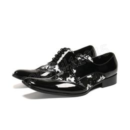 British Style Patent Leather Men Oxford Shoes Black Business Party Brogue Shoes Gentleman Lace Up Derby Shoes