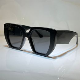 Sonnenbrille für Frauen Sommer 0956 Popular Style Anti-Ultraviolett Retro Platte Square Big Invisible Rahmen Brille Whit Box 0956S Modell