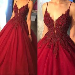 Chic Beading Burgundy Prom Dresses 2022 Sexy Spaghetti Straps Long Graduation Party Gowns Lace Appliques Floor Length A Line Homecoming Dress Evening Wear