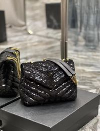Luxurys Designers Bolsas de bolsas de moda de couro PU Bolsas de corrente de molas de ombro duplas de duas bolsas de ombro com lapso de mochilas