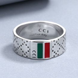 Anillo de diseño de moda anillo de oro joyas de lujo anillos de cartas de joyas para mujeres anillo de amor f collares de marcas con caja al por mayor 21100601R145
