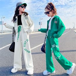 Clothing Sets Child Girls Set AutumnTeen Sport Suit Avocado Hoodie Wid Leg Pants School Kids Tracksuit for Clothes 221130