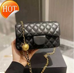 Women's Luxury Designers Shoulder Bags Fashion Texture Gold Shoulder Chain Crossbody Bag Multifunctional Large Capacity Envelope Package Factory Direct Sales