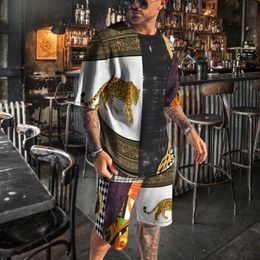 Men's Tracksuits Summer Luxury Retro Vintage Style Suit Man Casual Sportwear Men Sets Short Beach Outfits T Shirt Shorts Male Tracksuit Set 221201