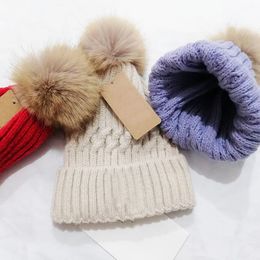 5pcs Winter man Skull Caps Christmas Hats For woman sport Fashion Beanies Skullies Chapeu Caps Cotton Gorros Wool warm hat Knitted cap Candy 6colors new year