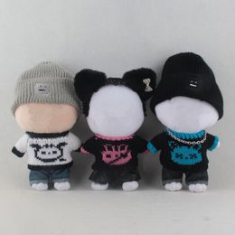 Doll Accessories For 20cm Korea Kpop EXO Clothes Cute knitting Sweater Stuffed Toy s Plush Cap Denim Shorts Outfit for Idol s 221130