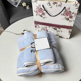 Designer Bath Towel Set Coral Velvet Fashion Towels Letter Face Towels Luxury Wash Absorbent Men Womens Unisex Cotton Cloths Towel