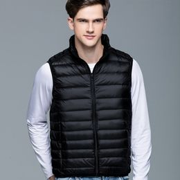 Men's Vests Autumn Winter Ultralight White Duck Down Vest Men Outdoor Short Slim Fit Windbreakers Warm Waistcoat Lightweight Mens Vests 221202