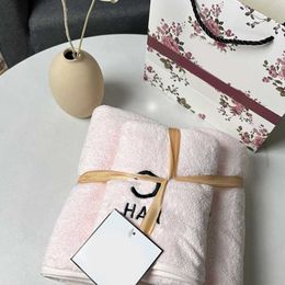 Designer Bath Towel Set Coral Velvet Fashion Towels Letter Face Towels Luxury Wash Absorbent Men Womens Unisex Cotton Cloths Towel354k