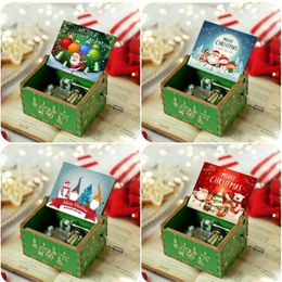 Decorative Figurines Merry Christmas Music Box Year 2022 Girl Birthday Gift Carving Sculpture Wooden Hand Crank Party Home Decoration