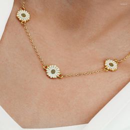 Chains Fashion Daisy Necklace For Women White By Gold Flowers Necklaces Jewellery Christmas Graduation Mother Sister Gifts Bijoux Femme