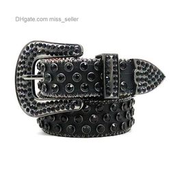 2022 Designer Belt Bb Simon Belt Studded Beads Waist Seal Gun Colour Crocodile Pattern Hip Hop Punk Personality Network Red Pant