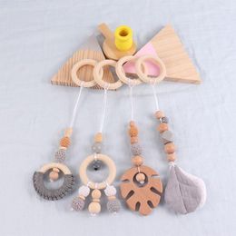 Stroller Parts 4pcs Born Beads Leaves Wooden Children's Toys Play Gym Toy Teether Baby Room Hanging Pendant Decors For Kids QX2D