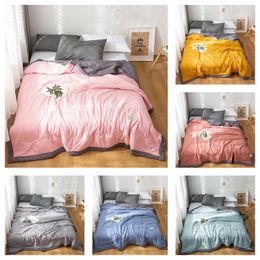 Bedding sets Ball Solid Colour Summer Air condition Cool Throw Blanket for Couch Bed Single Double Student Dormitory Quilt 221206