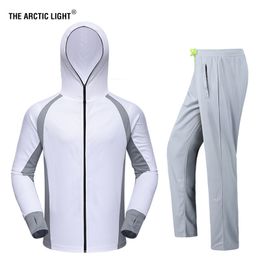 Outdoor T-Shirts TRVLWEGO Summer Men Hooded Shirt Fishing Clothing Sets Breathable UPF 50 UV Protection Sportswear Quick Dry Suit Pants 221205