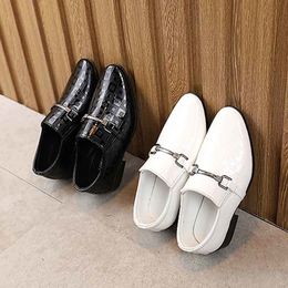 Sneakers Boys England Fashion Leather Shoes Pointed Toe Formal Dress Party Wedding Dance Students Single Black White Flats 221205