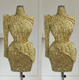 2023 Sparkly Gold Sequins Prom Dresses One Shoulder Long Sleeves High Neck Above Knee Length Sheath Custom Made Evening Gown Formal Occasion Wear Vestidos Plus Size