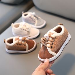 Sneakers Cute Flock Upper Children Sneaker Nice White Velvet Bordered Girls Shoes Warm Furry Plush Boys Cotton E10041 221205