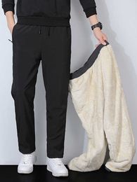 Men's Pants Winter Thick Warm Fleece Sweatpants Men Joggers Plus Size Straight Long Track Pants Windproof and Waterproof Thermal Trousers T221205