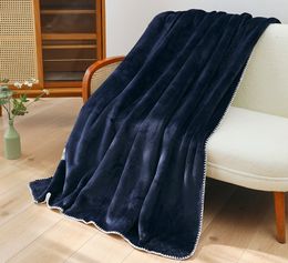 BlanketDouble Layer Warm Coral Fleece Fabric Baby Velvet Thermal Blanket Shell Shaped Lock Edge Sofa Cover Bedspread on The Bed 221203