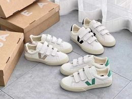 Dress Shoes Brand design White Men's and Women's Sneakers Couple Fashion Casual Leather Training Shoes size 35-40