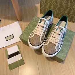 Luxury sports casual shoes men's designer bag black and white lilac pink dark chlorophyll Syracuse orange ladies coach increased flat-bottomed outdoor canvas shoes