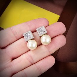 Classic Fashion Simplicity Style Pearl Double F Stud Earrings Lady Women Hardware Engraved F Letter Full Diamond Earring Ear Studs Jewellery Gifts FER14 --02