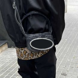 Chic Shoulder Bags Designer Bag Women Handle Luxury Handbag Half Round Design Leather Crossbody Bags Underarm Flap Fashion 2Size Tote Bag Purse