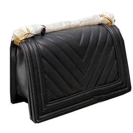 CC Bag Wallets Womens 2022ss Classic Boy Girls Bags Chevron Line Caviar Calfskin V-stitch Interwoven Chain Gold Hardware Small Flap Square Q