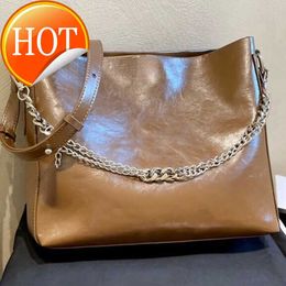 Women's Luxury Designer Handbags 2023 New Fashion Waxy Cowhide Shopping Bag Portable Multi-functional Solid Colour One-shoulder Messenger Bags Factory Direct Sale