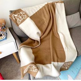 Chrismas Gift Baby Brown Blankets and Cushion 100&140cm TOP Quailty Letter Blankets BOY GIRL 90%WOOL Home Sofa Blanket