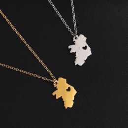 10pcs Tiny Heart Ireland Map Solid Stainless Steel Necklace European Northern Irish Country Charm Chain Necklaces for Hometown Irishman Gifts