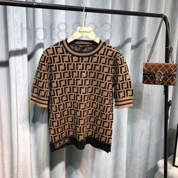 Camisolas femininas Designer 2020 Verão Novo alfabeto T-shirt impresso de camiseta feminina de manga curta redonda de pescoço redonda elástica de seda de seda esbelta Vohy