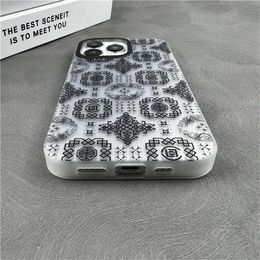 Cell Phone Cases Double Layers Electroplating Designers Phone Cases For Iphone 15 14 15 14pro Western Trend Phonecases Black Silks 15 14promax 13 12 Fashion Boy RDNW