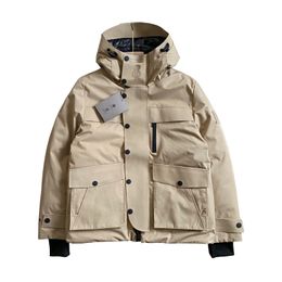 22 British Style Mens Short Down Jacket Embroidery Stylist Coat Parka Pure Colour Hoodle Thicken Winter Goose Jackets Men Women with