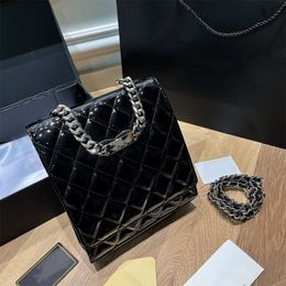 Chanells Cross Handbag Bags Women CC Hot Body Designer Channelbags Luxury Shoulder Bags Classic Patent Leather Silver Chain Tote Messenger Handbags Fashion Quilt W