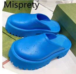 Solid rubber slippers platform sandals Women's comfortable summer beach resort beach shoes