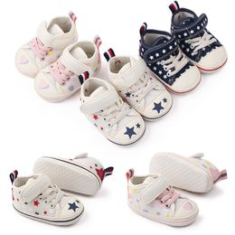 New Baby First Walkers Cute Love Star Printed Little White Shoes Soft Soled Casual Shoes 0-18 Months Walking