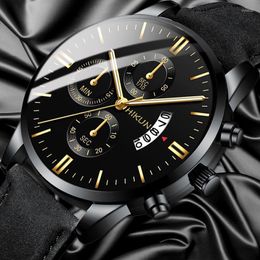 Wristwatches 2022 Luxury Mens Watch Fashion Sport Wrist Alloy Case Leather Band Quartz Business Wristwatch Calendar Clock