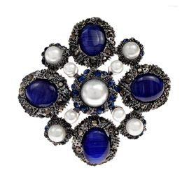 Brooches CINDY XIANG Rhinestone Colourful Resin Bead For Women Vintage Cross Pin 5 Colours Available