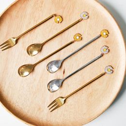 Dinnerware Sets 2pcs Creative Stainless Steel Spoon Pendant Daisy Coffee Stir Fruit Fork Wedding Companion Hand Gift Children