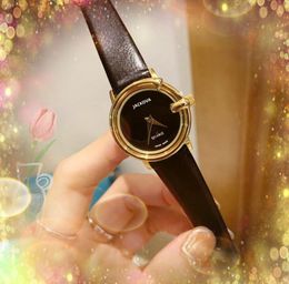 Popular luxury Women Dress Bee G Small Watches Genuine Leather Strap Relogio Feminino Lady Quartz no timing function Wristwatches gifts