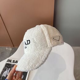 Yün Şapka Örme Beanie Şapka Tasarımcı Erkekler İçin Hızlı ve Kolay Beanie Caps Moda Ins Net Kırmızı Erkek Kadın Kış Beanie Şapka Eşarp Seti Sıcak Kalın Polar Dizli Sıcak