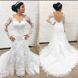 Long Sleeves Backless Meramind Wedding Dress with Lace Appliques Sweep Train V-Neck Customized Bridal Gown