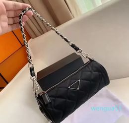 style women Nylon Chains Diamond Lattice hobo bag Shoulder Evening bags Baguette under the arm