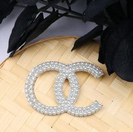 Women Brand Designer Double Letter Brooches Diamond Crystal Metal Brooch Suit Laple Pin Fashion Jewellery Accessories