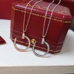 Designer Necklaces Designers luxurys jewelry Diamond Ring pendant Nails design Elegant versatile trendy style Christmas Valentine Day jewelrys very good