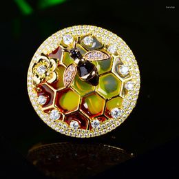 Brooches Elegant Rotatable Little Bee Brooces For Woman Fashion Cubic Zircon Enamel Honeycomb Pin And Brooch Dress Female Accessories