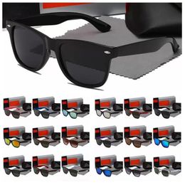 30 color Luxurys Designer Polarized Sunglasses Men bens Women Pilot Sunglasses UV400 Eyewear sun Glasses Frame Polaroid Lens With box D2140 wholesale